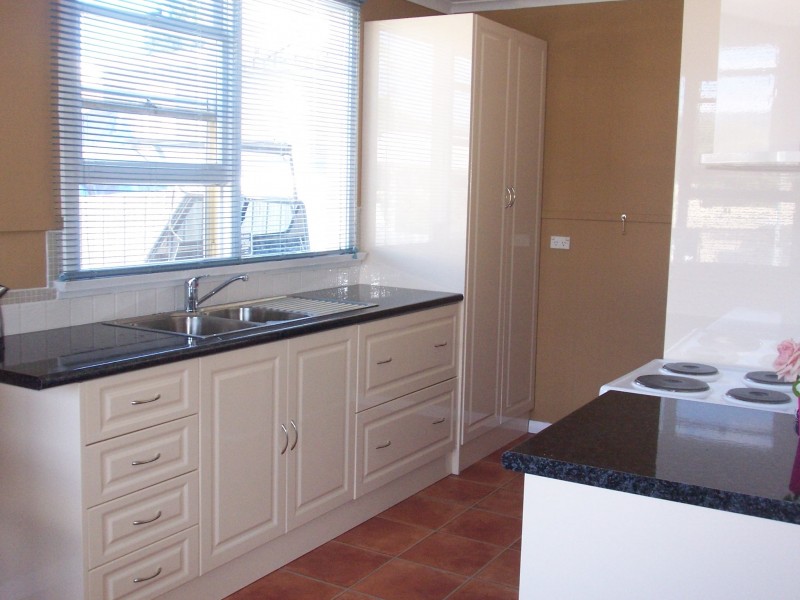 8 Regent Street, Waverley TAS 7250