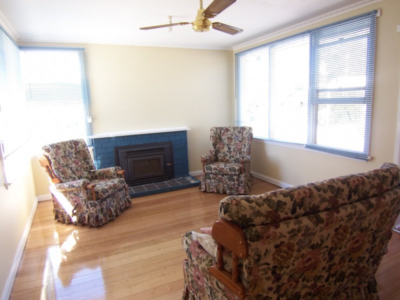 8 Regent Street, Waverley TAS 7250