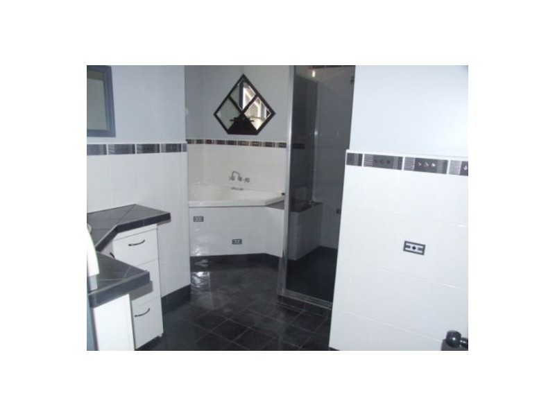 Beauty Point TAS 7270