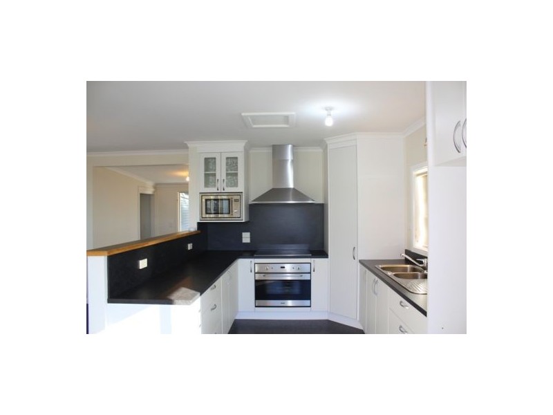 Beauty Point TAS 7270