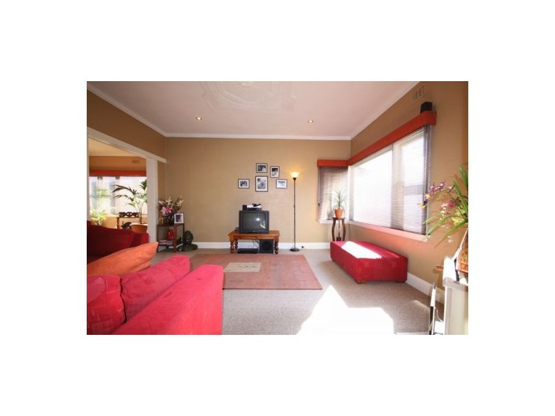 Kings Meadows TAS 7249