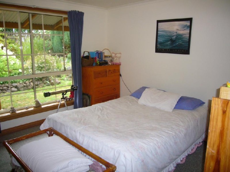 17 Camms Road, Kayena TAS 7270