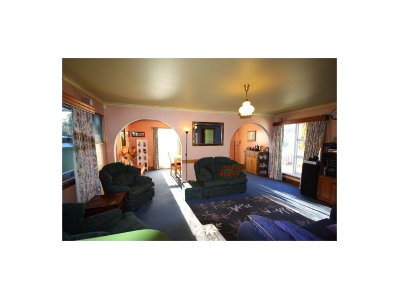 Kings Meadows TAS 7249