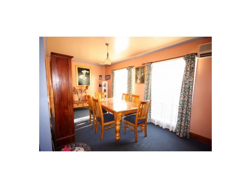 Kings Meadows TAS 7249