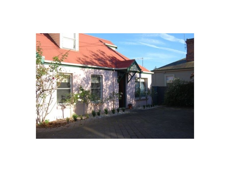 2/8 South Charles Street, Launceston TAS 7250