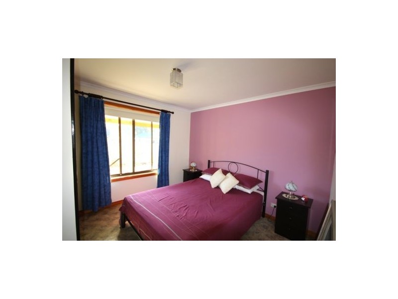 347 Gravelly Beach Road, Gravelly Beach TAS 7276