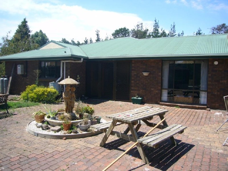 Longford TAS 7301