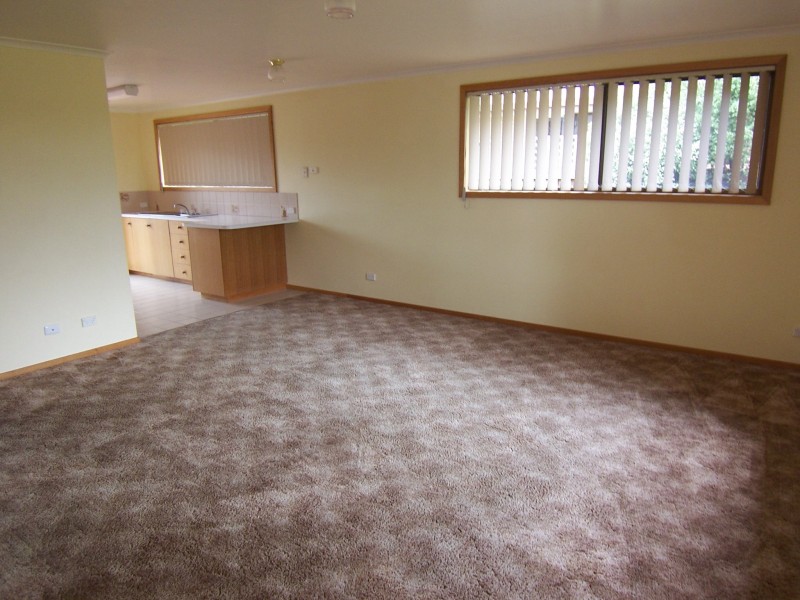2/11 Patricia Place, Mowbray TAS 7248