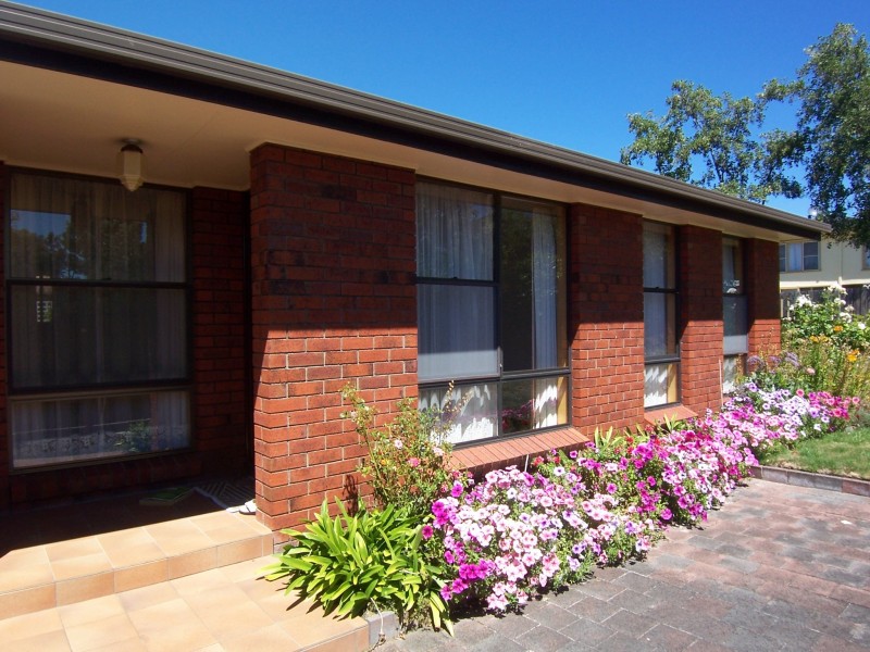 2/10  Dianna Court, Riverside TAS 7250