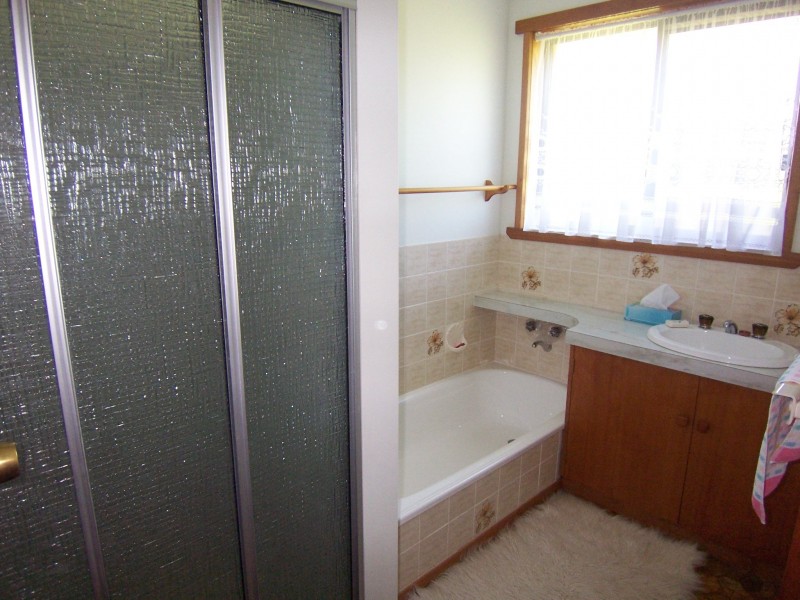 2/10  Dianna Court, Riverside TAS 7250