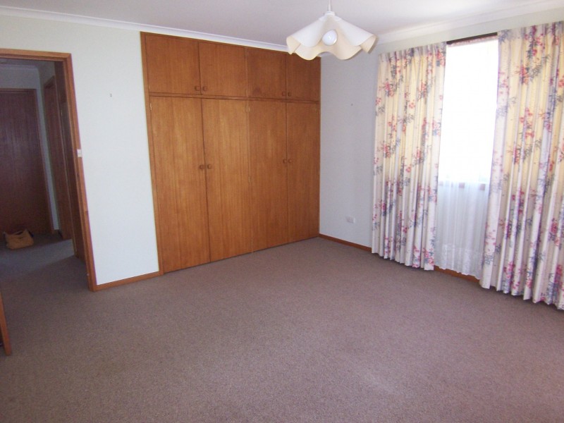 2/10  Dianna Court, Riverside TAS 7250