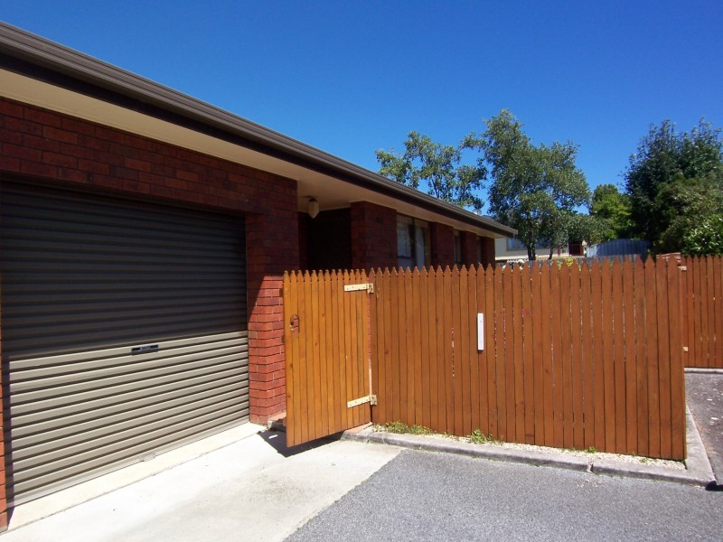 2/10  Dianna Court, Riverside TAS 7250