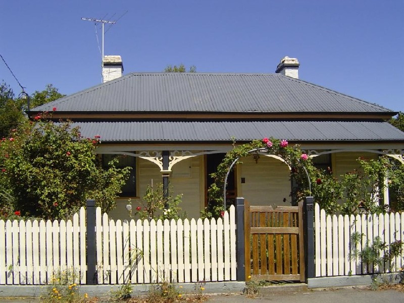 16 Lyall Street, Westbury TAS 7303