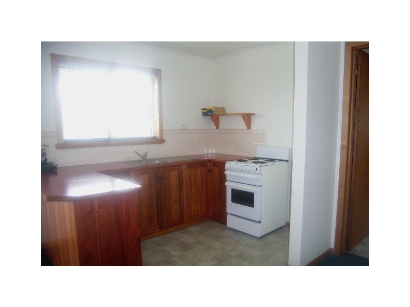 2/30b Notley Street, Newnham TAS 7248