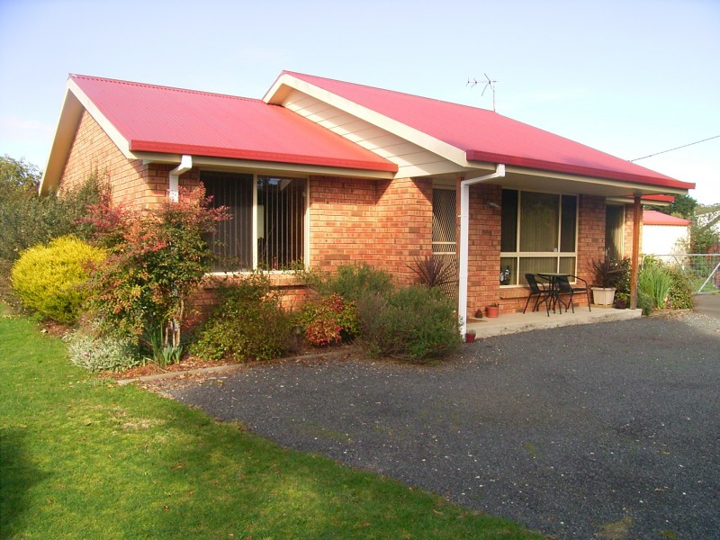 Swan Point TAS 7275
