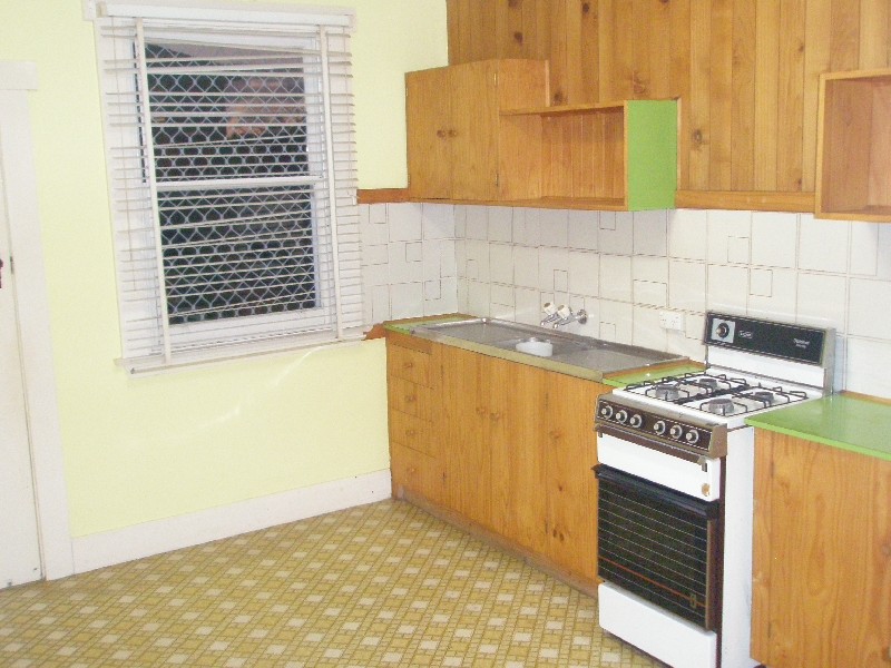 12 Bond Street, Kings Meadows TAS 7249