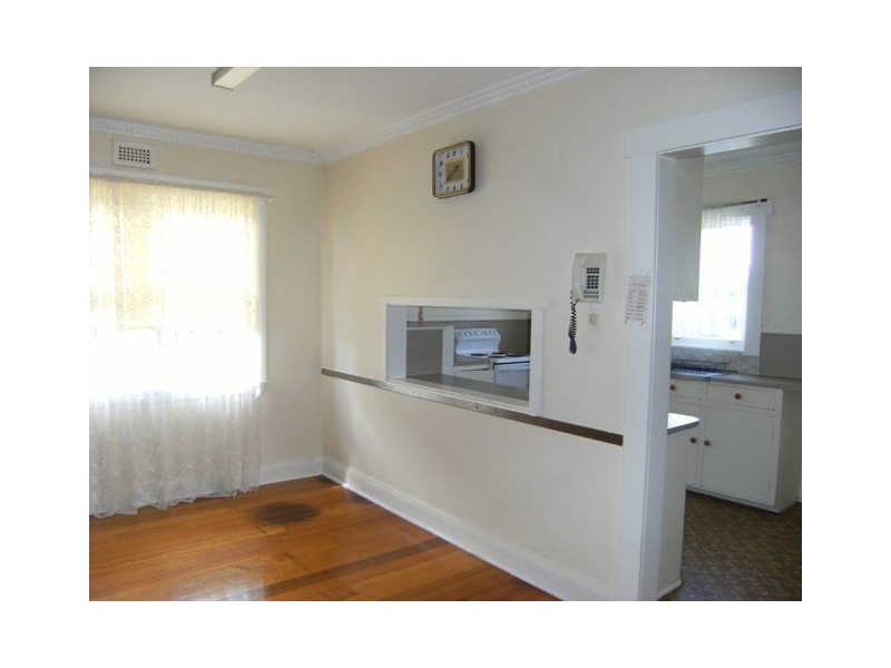 8 Sayer Street, Newnham TAS 7248