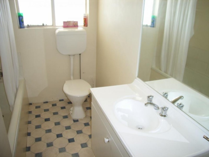 4/117 Penquite Road, Newstead TAS 7250