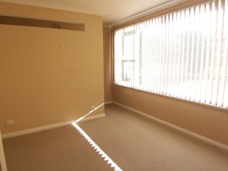 19 Oaktree Road, Youngtown TAS 7249