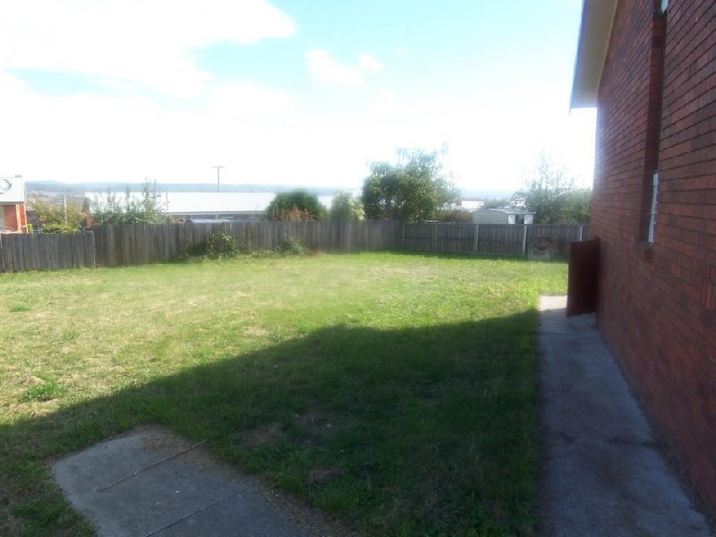 21 Bishops Drive, Newnham TAS 7248