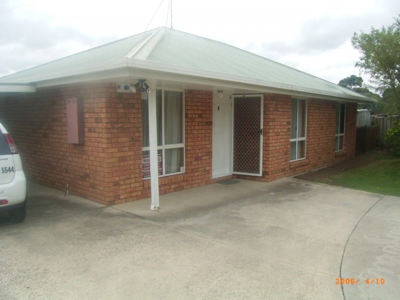 2/30b Notley Street, Newnham TAS 7248