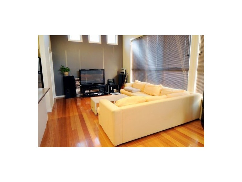 2/18 Dobson Street, Mowbray TAS 7248