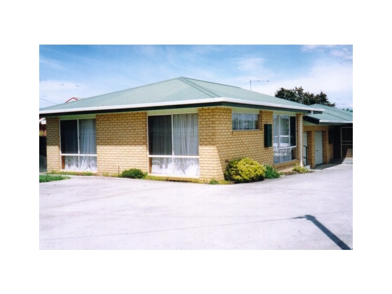1/6 Bill Grove, Mowbray TAS 7248