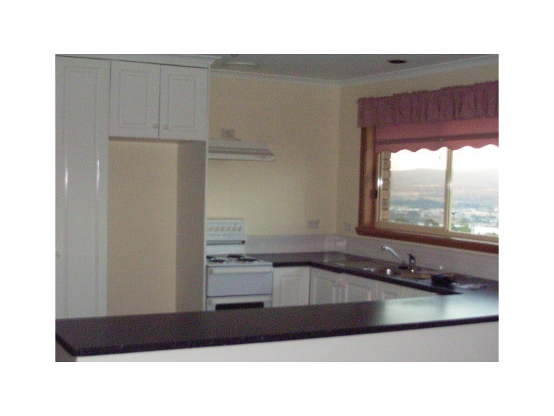 4 Sunnyside Crescent, Trevallyn TAS 7250