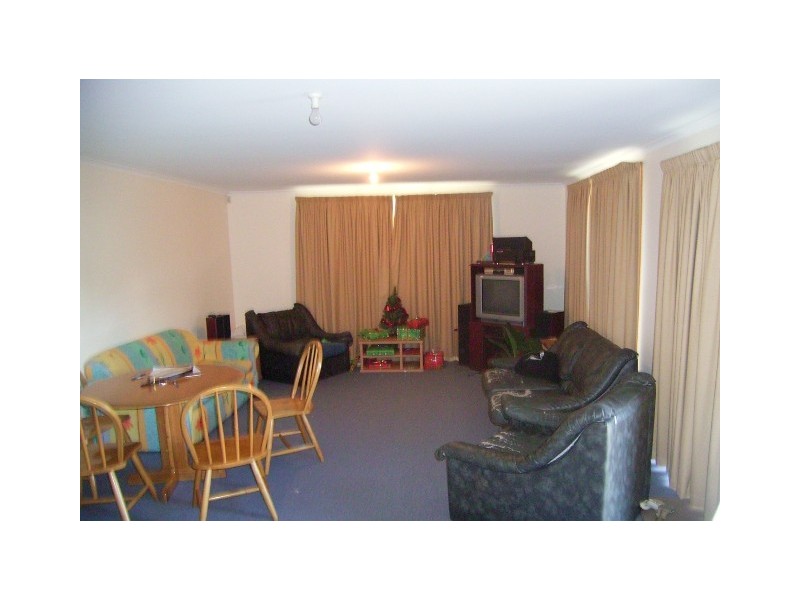 1/49 Parklands Parade, Newnham TAS 7248