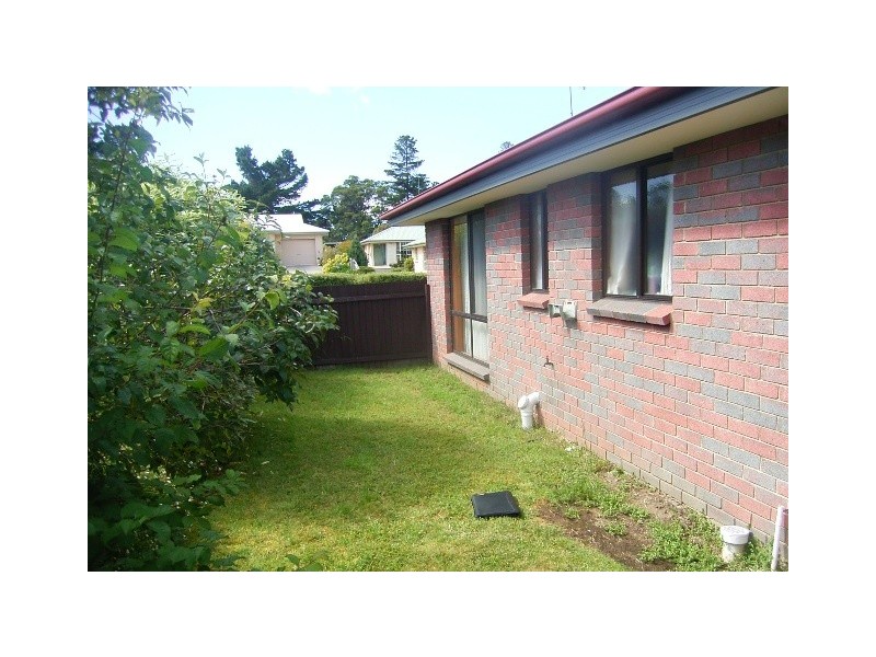 1/49 Parklands Parade, Newnham TAS 7248
