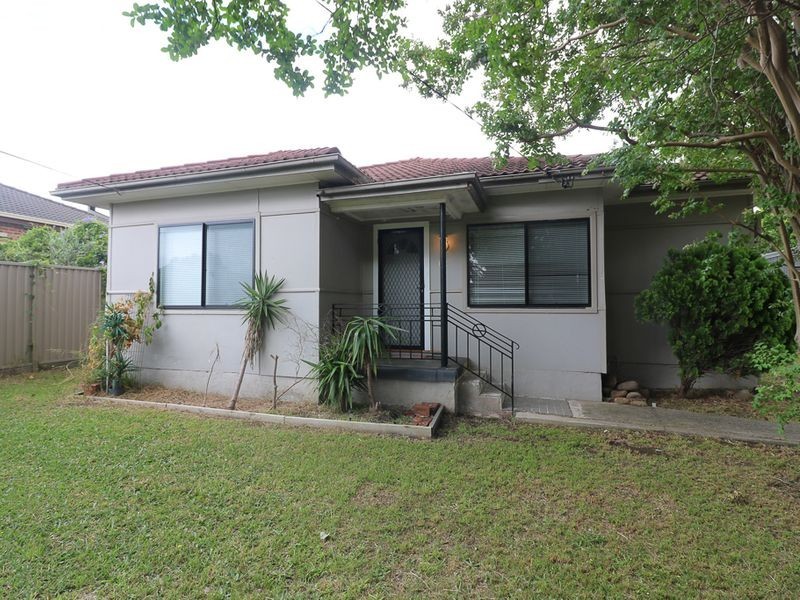 16 Warwick Street, Merrylands NSW 2160