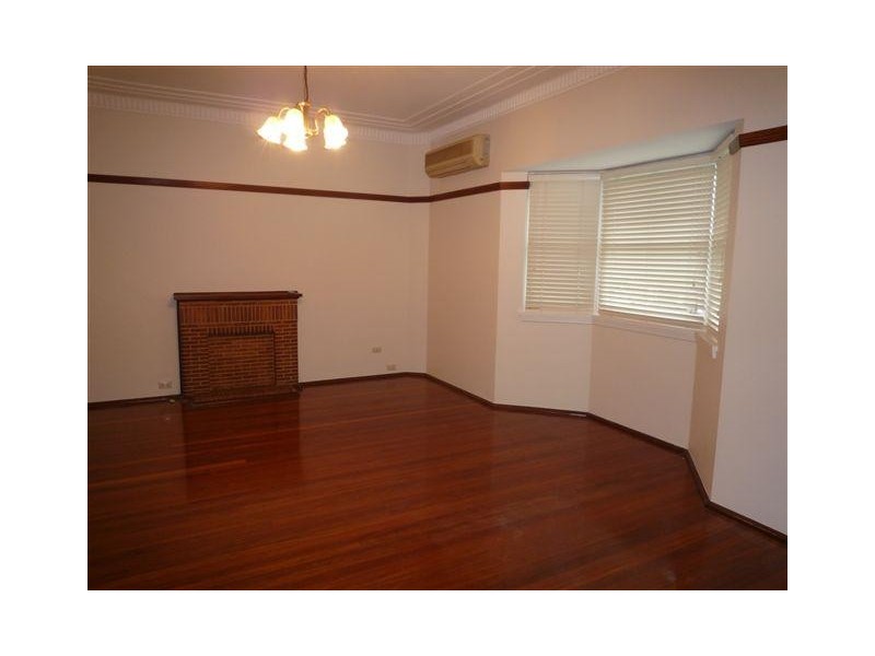 156 Hawkesbury Road, Westmead NSW 2145