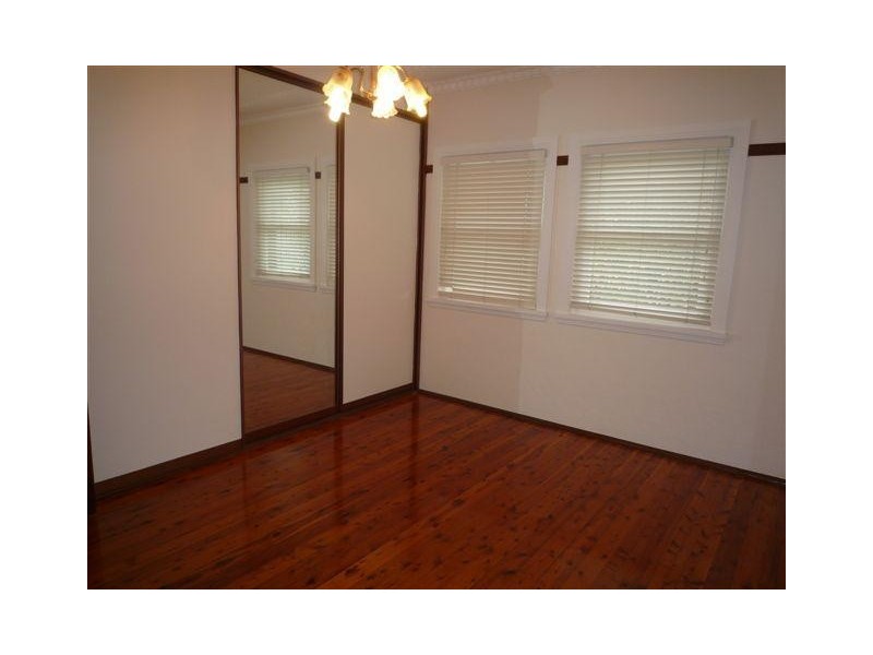 156 Hawkesbury Road, Westmead NSW 2145