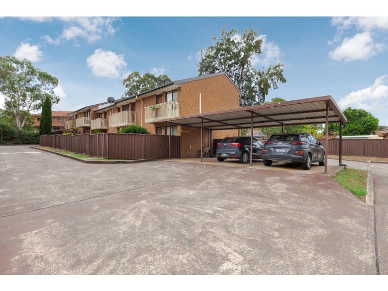 4/4 Highfield Road, Quakers Hill NSW 2763