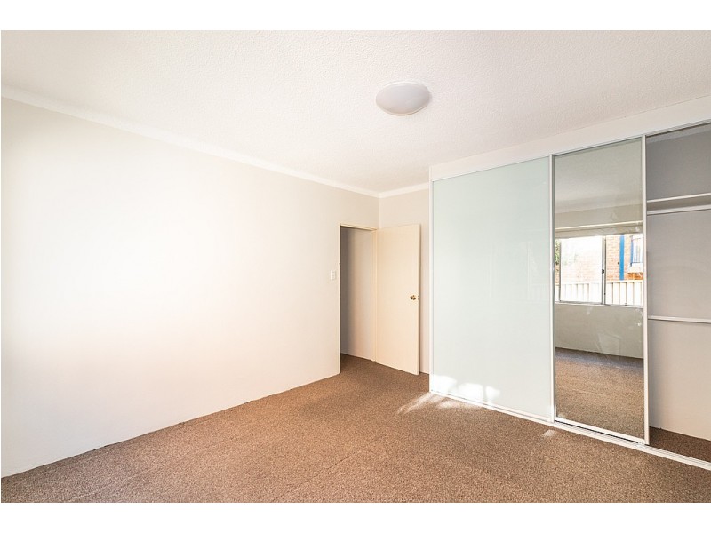 4/9 Allen Street, Harris Park NSW 2150