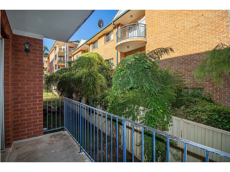 4/9 Allen Street, Harris Park NSW 2150