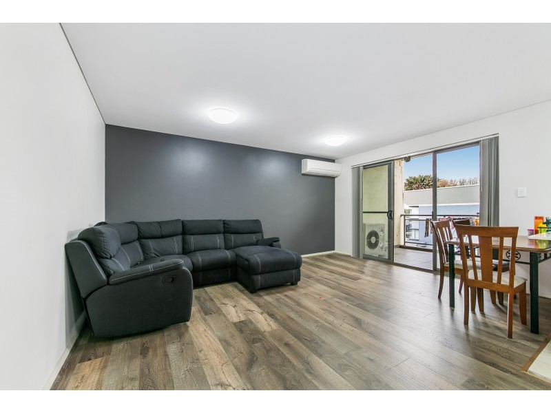 21/17-19 Third Avenue, Blacktown NSW 2148