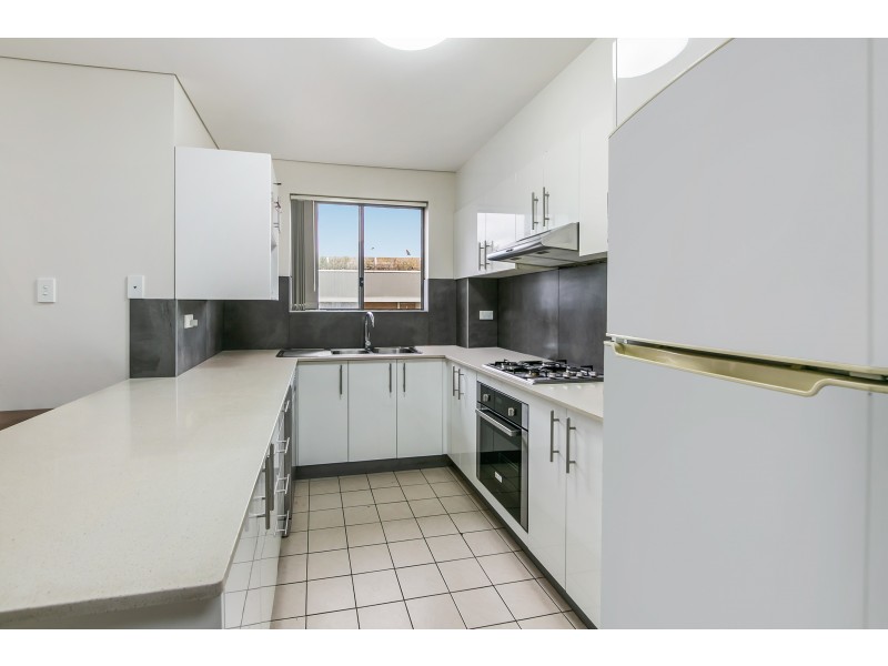 21/17-19 Third Avenue, Blacktown NSW 2148