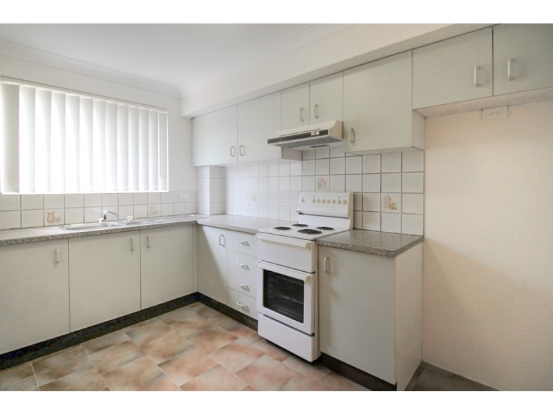 2/120 Railway Street, Granville NSW 2142