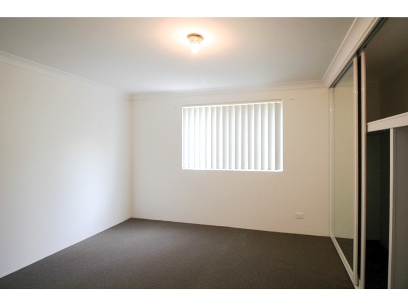 2/120 Railway Street, Granville NSW 2142