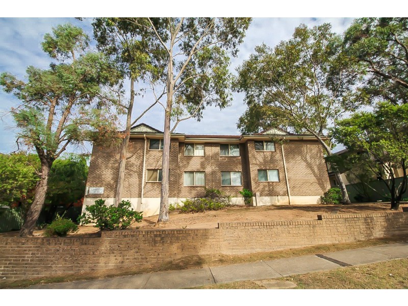 2/120 Railway Street, Granville NSW 2142