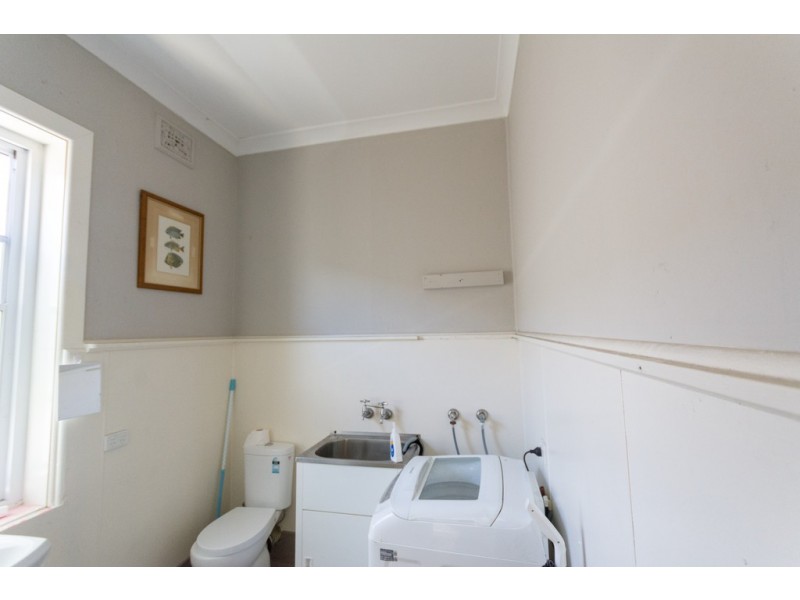 2/2 The Kingsway, Wentworthville NSW 2145