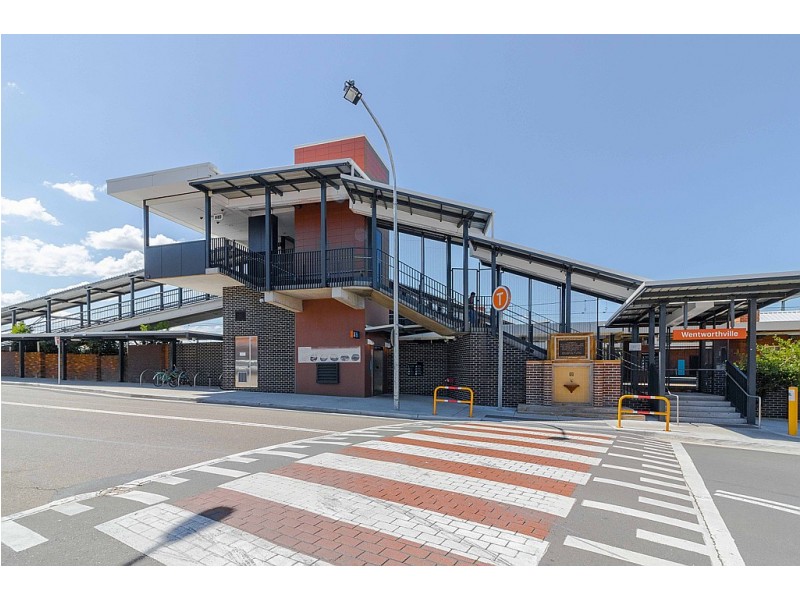 2/2 The Kingsway, Wentworthville NSW 2145