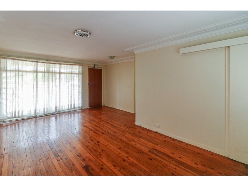 3 Caprera Road, Northmead NSW 2152