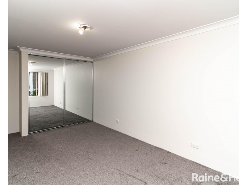 8/22 Priddle Street, Westmead NSW 2145