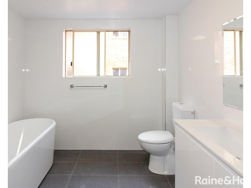 2/10 Betts Street, Parramatta NSW 2150