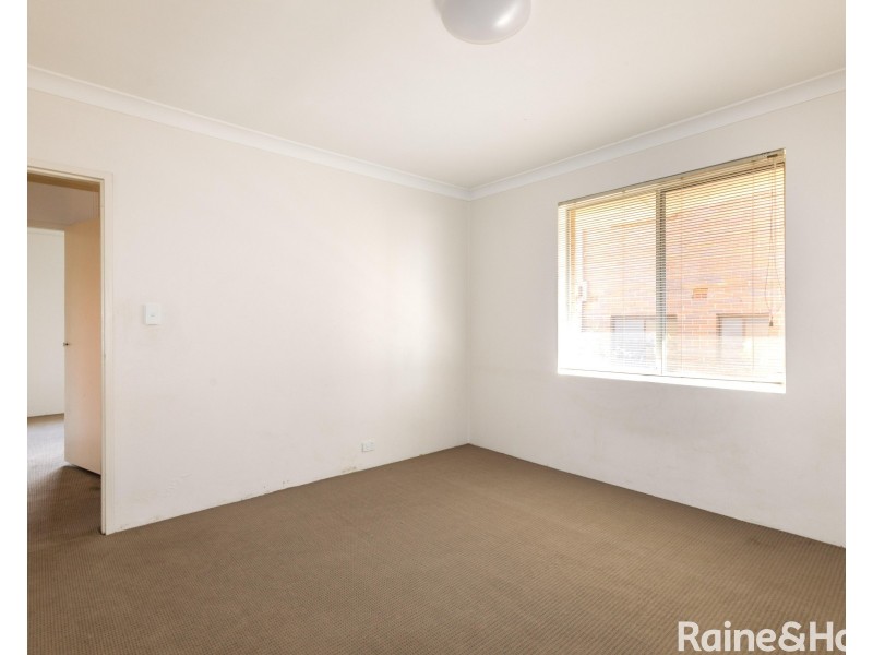 3/143 Good Street, Rosehill NSW 2142