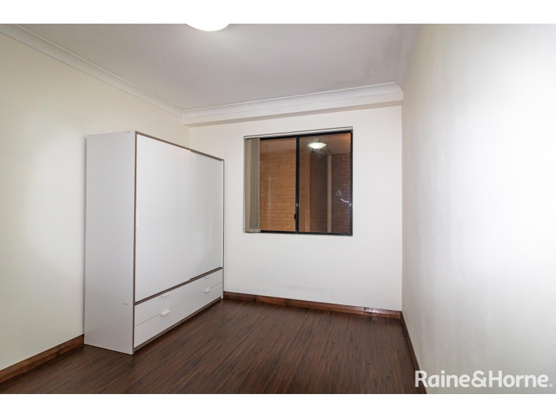 13/2 Kendall Street, Harris Park NSW 2150