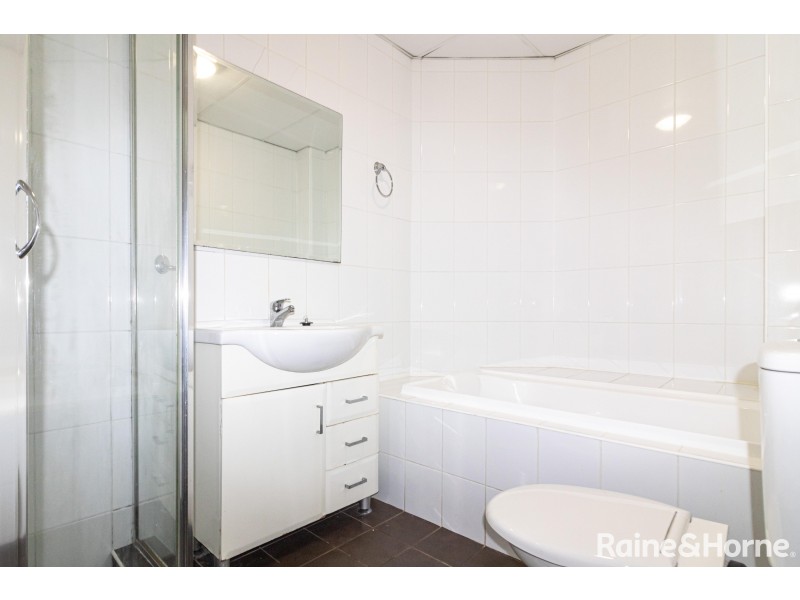 13/2 Kendall Street, Harris Park NSW 2150