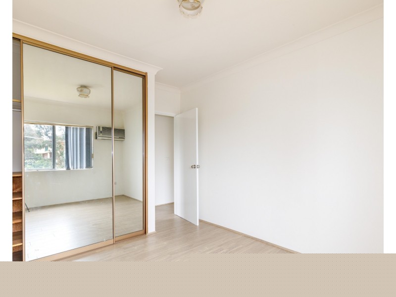 4/15 Pye Street, Westmead NSW 2145